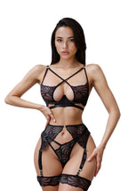 Unravel Me - Set Lenjerie Sexy Negru – Sutien Open-Cup, Portjartier și Tanga